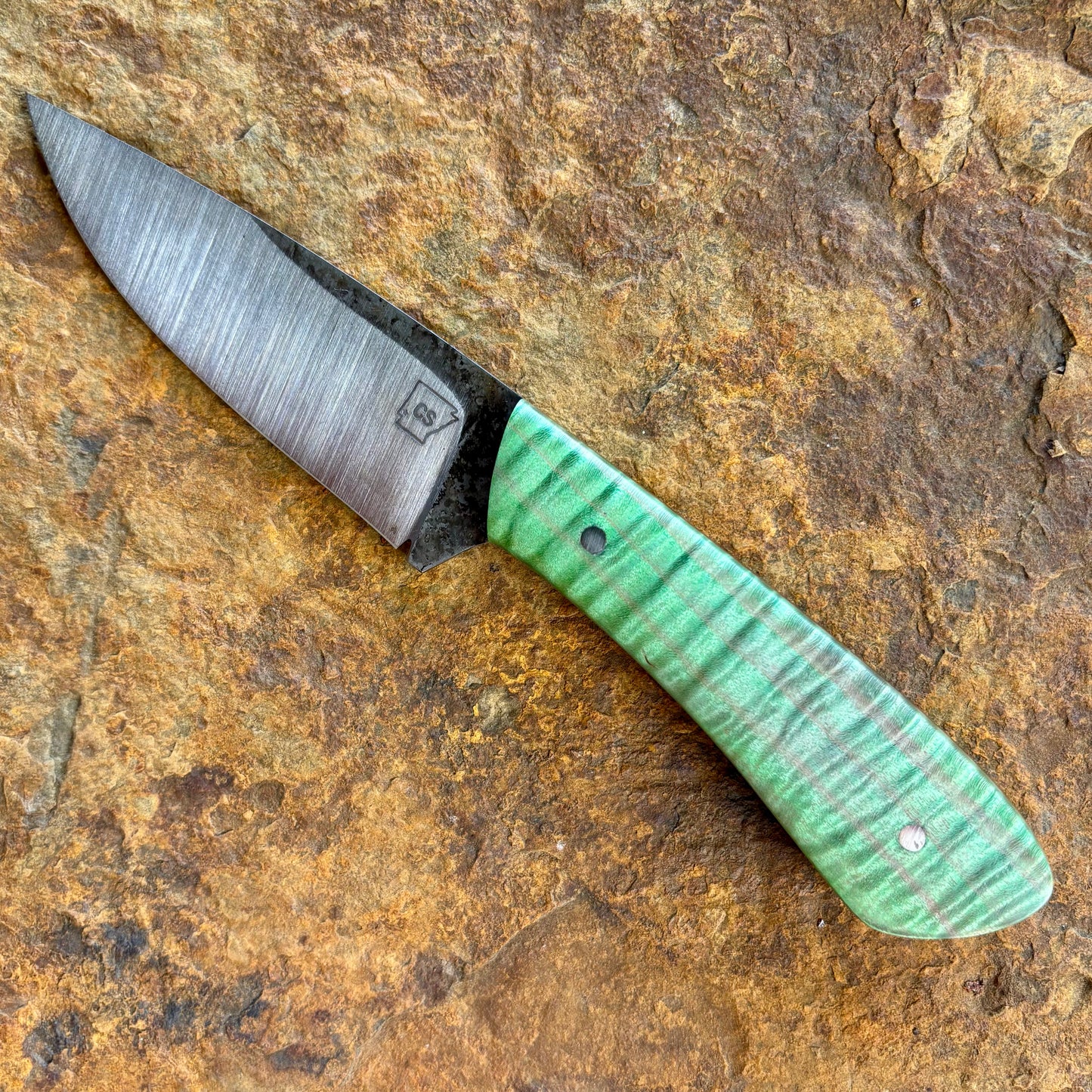Hunter in 1080 w/ Green Dyed Maple
