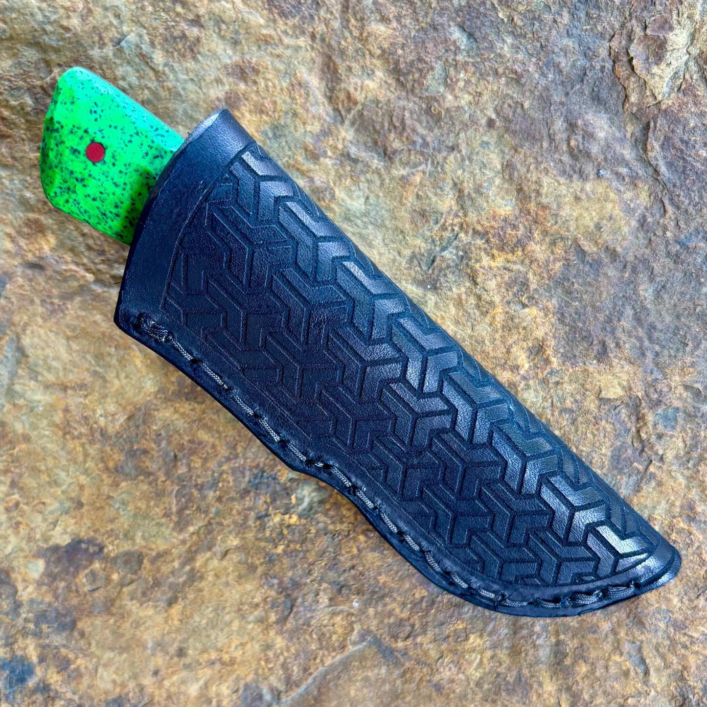 EDC Hobbit in 80CrV2 w/ Green GripX