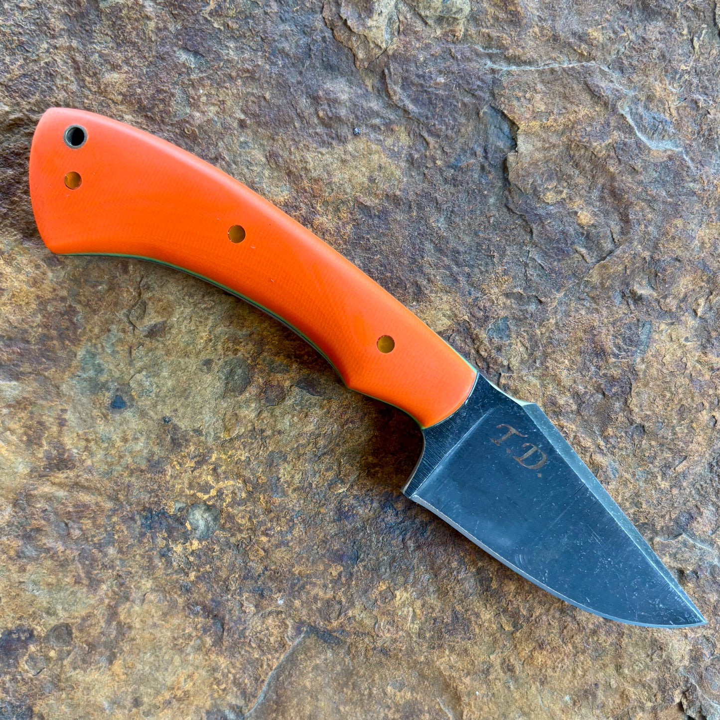 Ridgeback V2 in AEBL w/ Orange G10